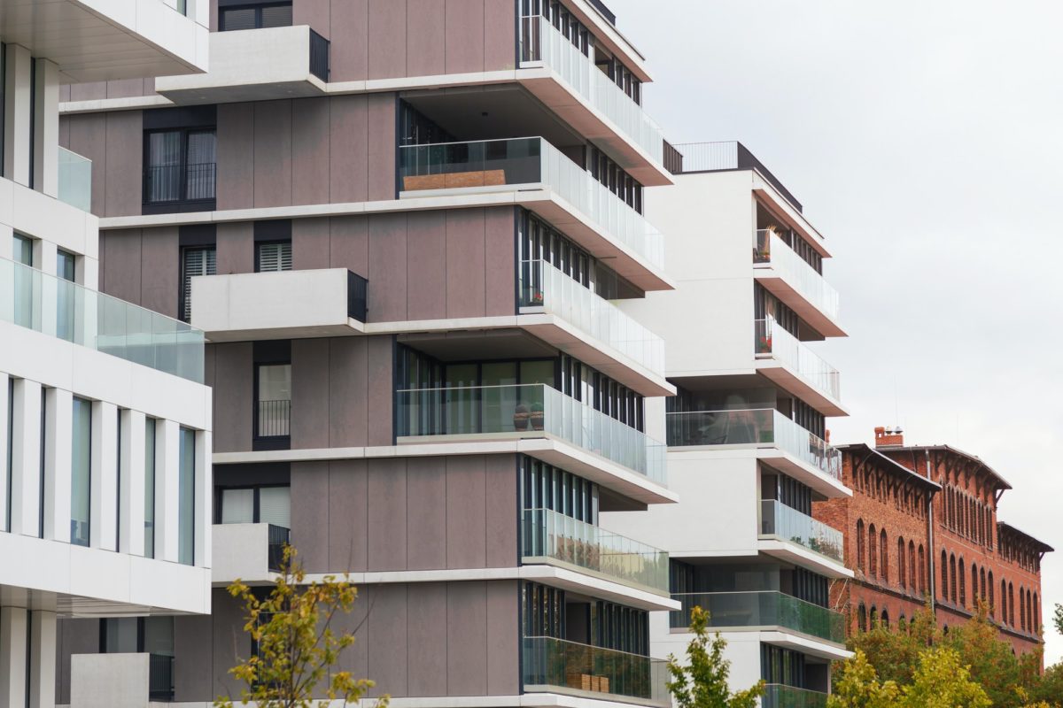 contemporary-design-living-houses-modern-luxury-apartments-buildings-e1669625317105